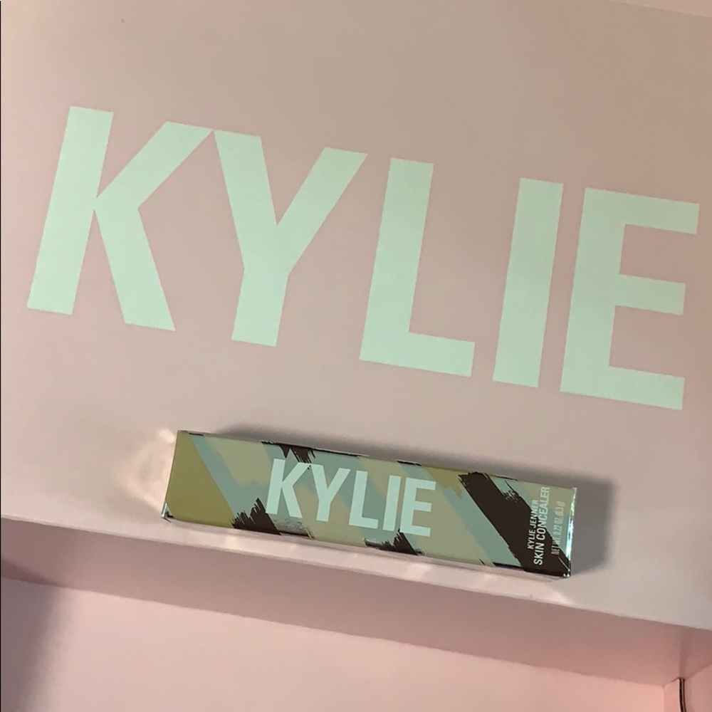 Kylie Cosmetic Concealer (Amber)